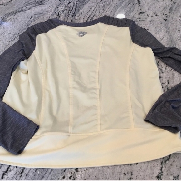 Harley-Davidson Cream and Gray Bomber Jacket with Embroidery - Picture 3 of 10